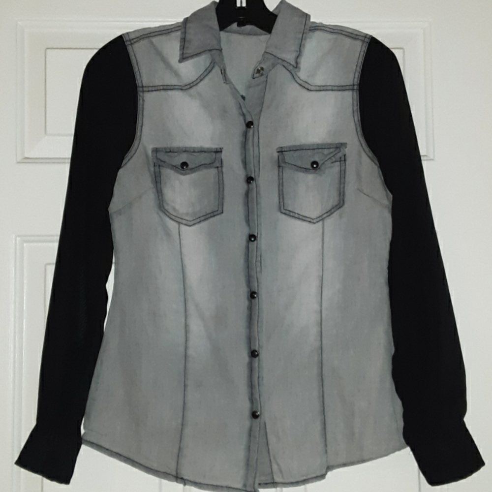 S brand womens top.
